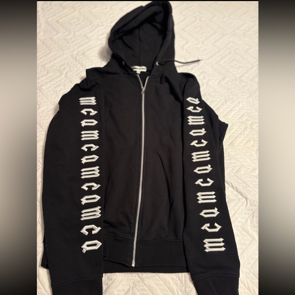 Alexander McQueen Black Zip-Up Hoodie with White Sleeve Text - Picture 5 of 6